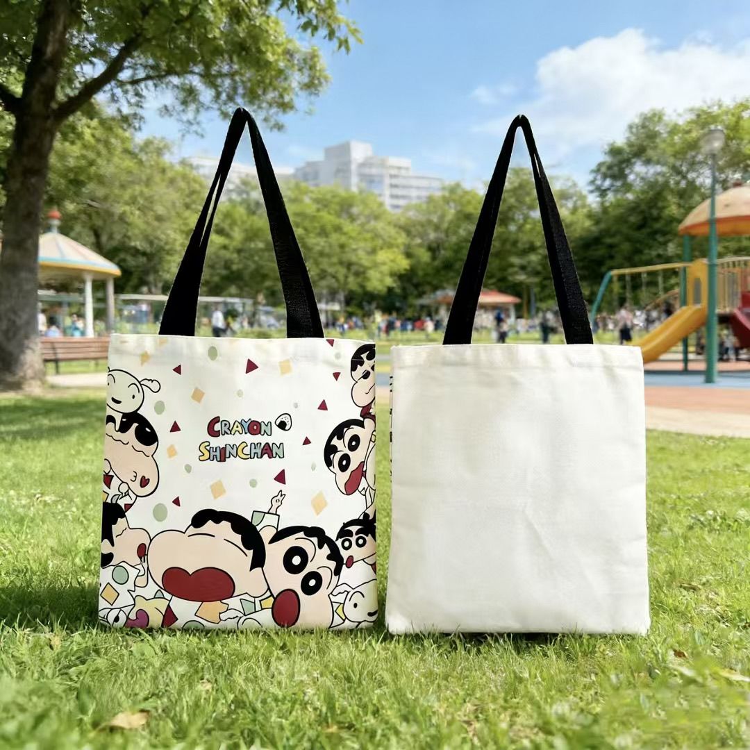 2026 New Crayon Shin-chan Canv - Shoulder Bag Slouchy recension och pris