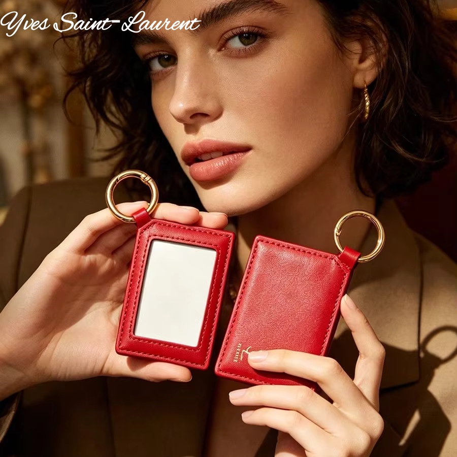 YSL  Red Leather Square Mini P - Luxury Bags Leather recension och pris
